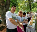 Primăria și Asoțiația de băștinași din orașul Strășeni a copt o plăcintă de 25 metri pentru a întâmpina băștinașii acasă de Zilele Diasporei